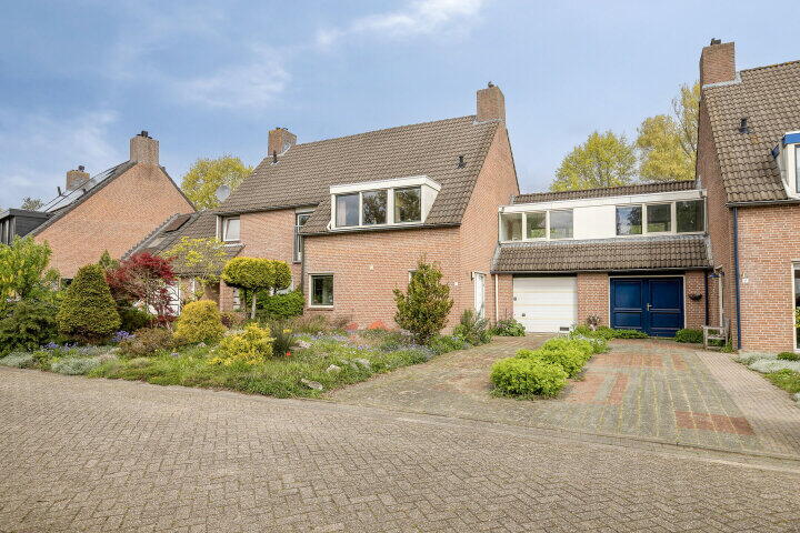 Vorselaar 7 , Oosterhout