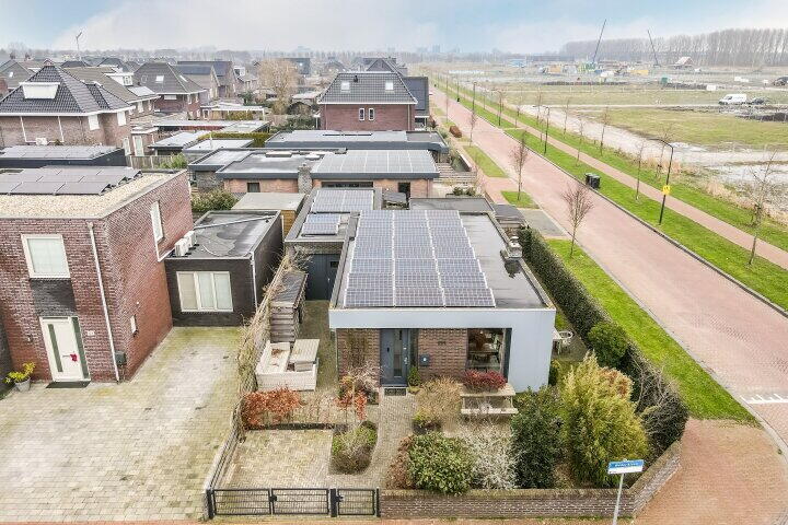 Foto 1 - Wederiklaan 111, Lelystad