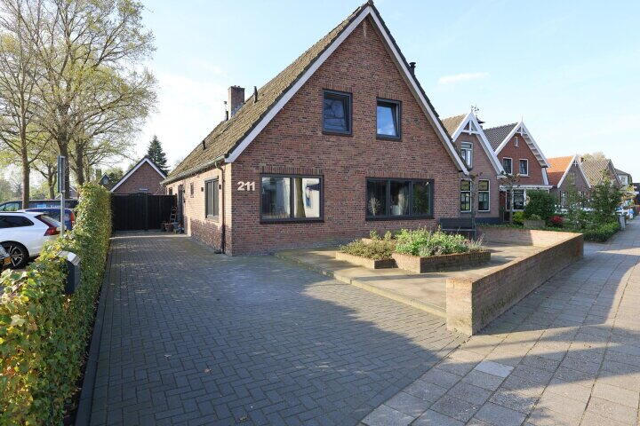 Westeinde 211, Vriezenveen