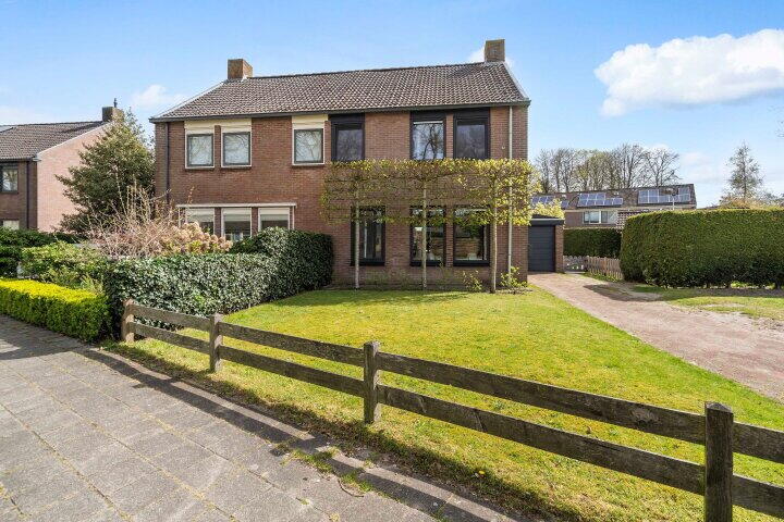 Weverslaan 15 , Dwingeloo