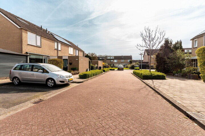 Foto 35 – Wijngaard 162, Lelystad