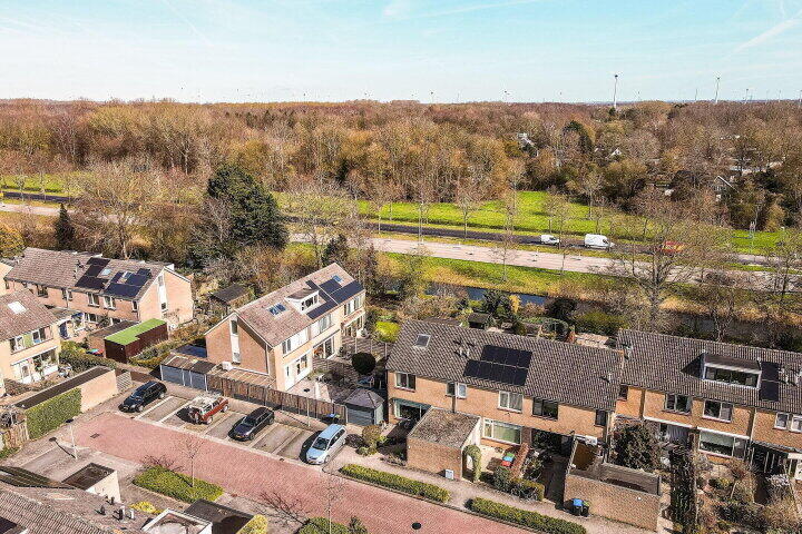 Foto 36 – Wijngaard 162, Lelystad
