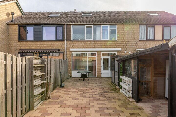 Foto 25 – Wijngaard 73, Lelystad