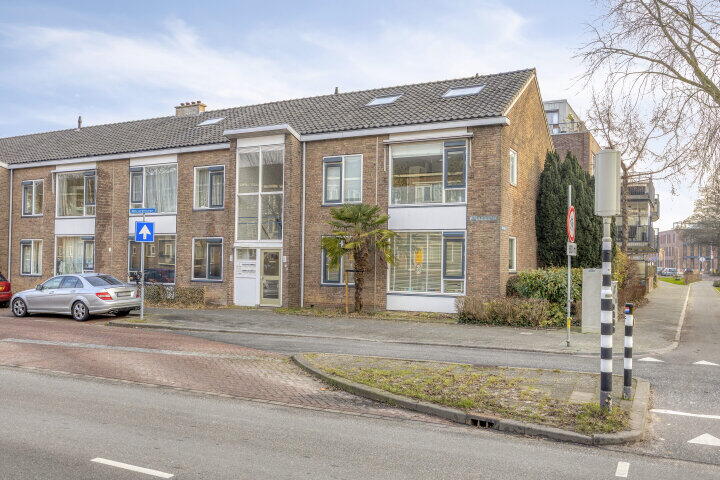 Foto 1 - Witte de Withstraat 4, Alphen aan den Rijn