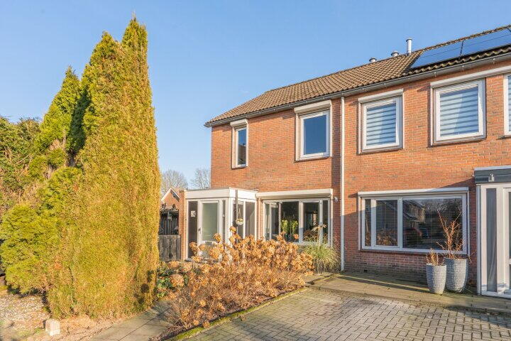 Zonnedauw 9 , Nieuwlande
