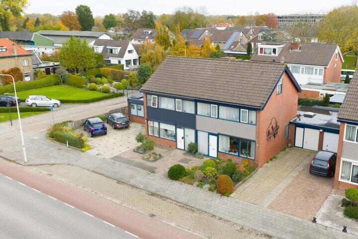 Zuiderdwarsvaart 27 , Drachten