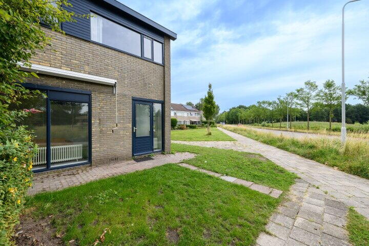 Foto 31 – Zwemmer 113, Drachten