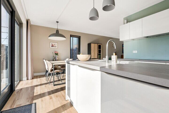 Foto 25 - Zwenkgras 2, Lelystad